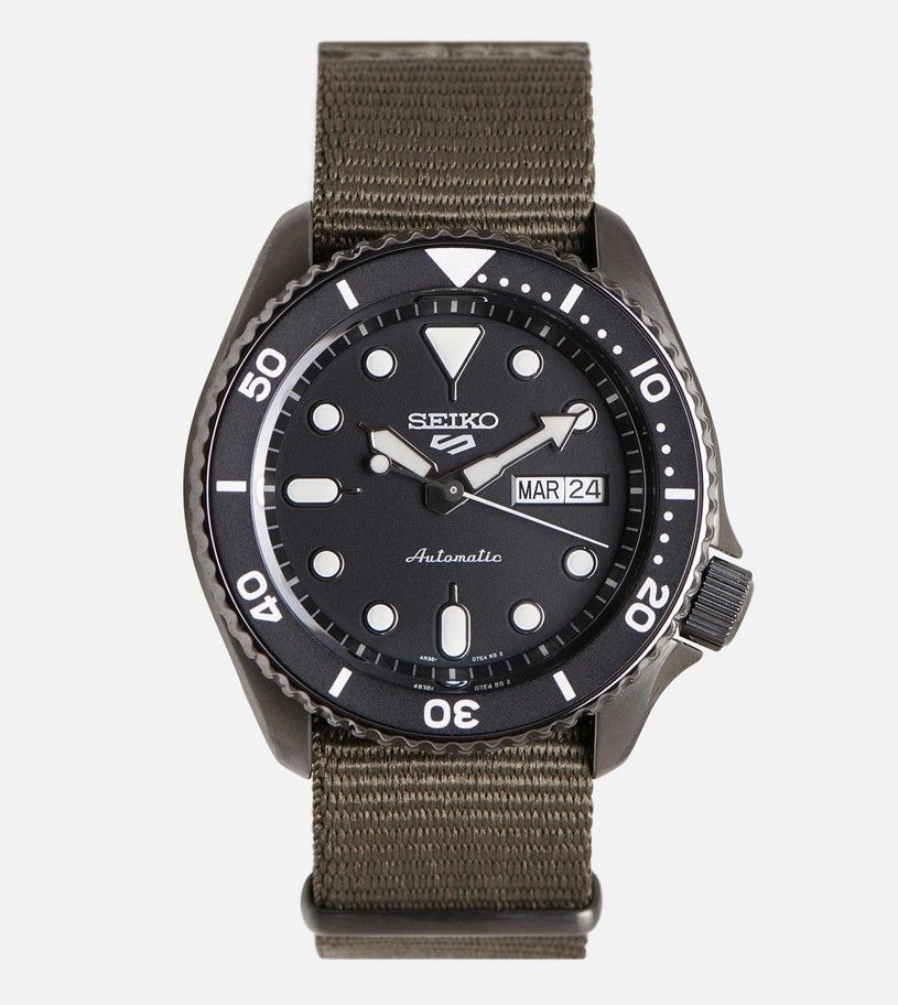 Seiko 5 Sports SRPD
